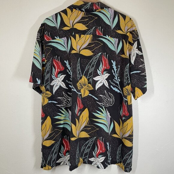 Hurley Hawaiian Shirt Men’s 2XL Aloha Tropical Floral Button Up Camp Loop Collar - Picture 2 of 10